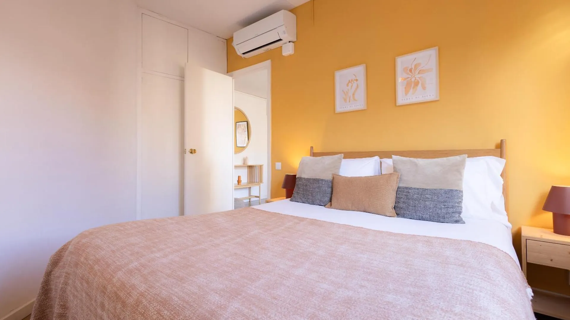 Stay U-Nique Apartment Rossello II Barcelona